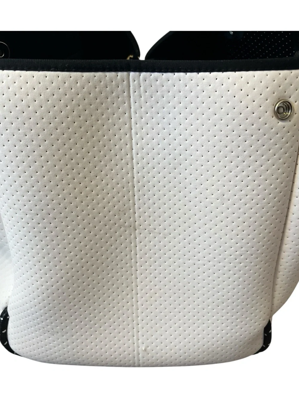 HAUTE SHORE White Neoprene Tote with Red & Black Center Stripes Sz L
